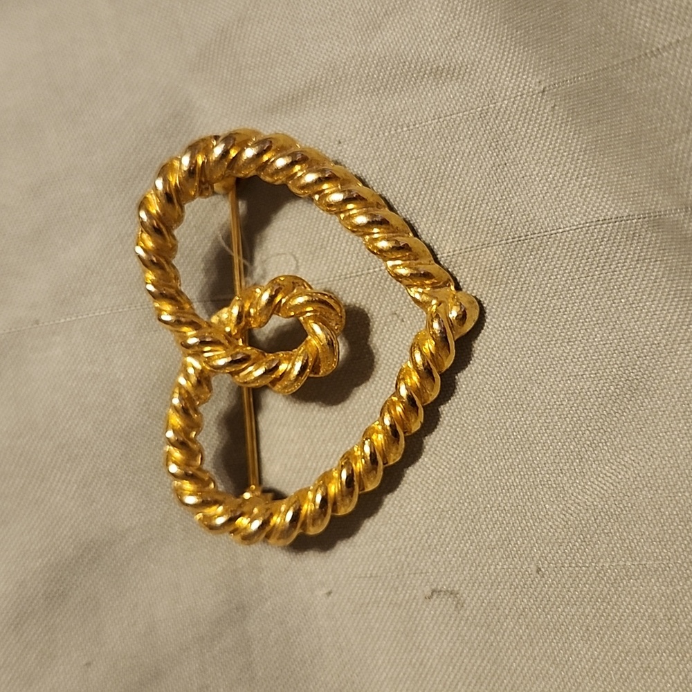 Heart brooch